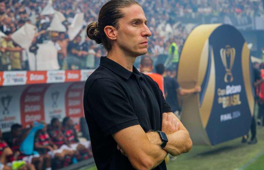 Técnico do Mengão revela motivo de herói do Mundial Sub-20 não ter chances no time principal