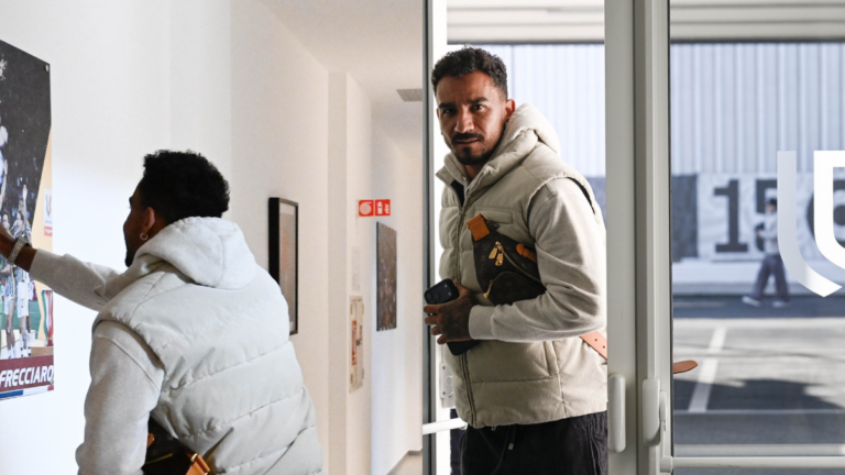 Emocionante Homenagem da Juventus ao Ex-Flamenguista Danilo