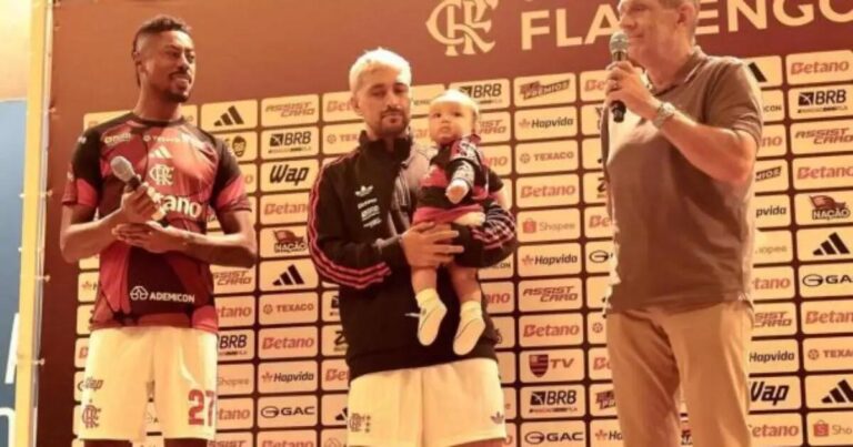 Presidente do Flamengo explica polêmica envolvendo agentes e bastidores do clube