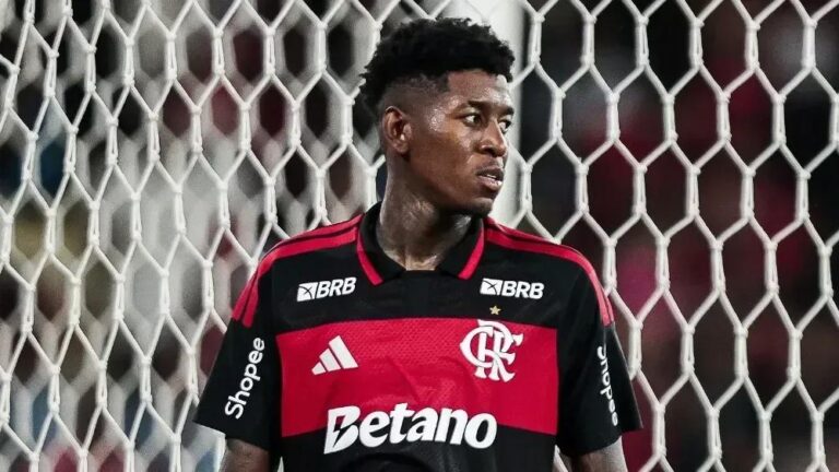 Vitão reaparece no Beira-Rio e volta a movimentar a pauta do Inter