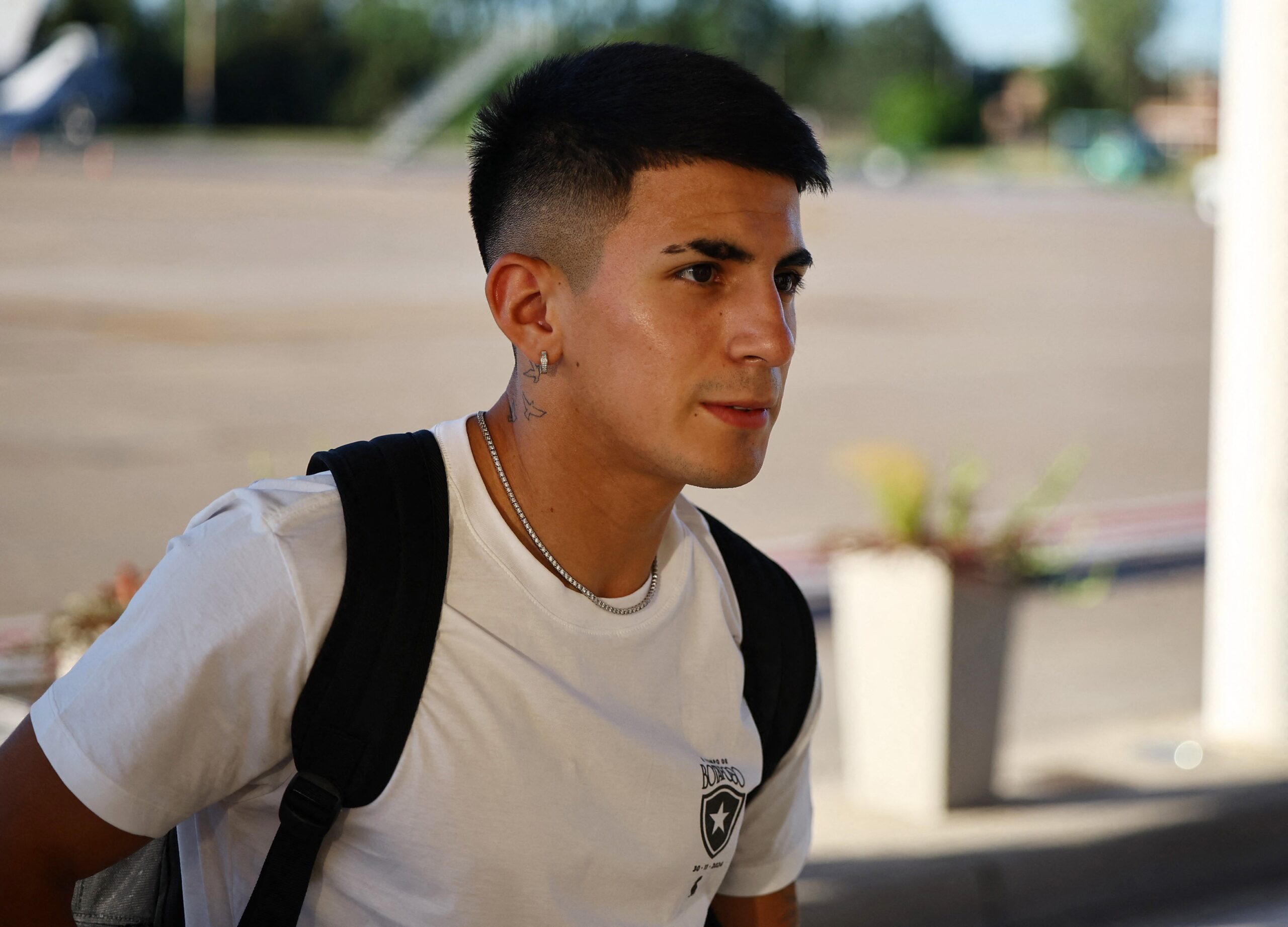 Flamengo acelera negociação por Thiago Almada e Boto viaja à Argentina