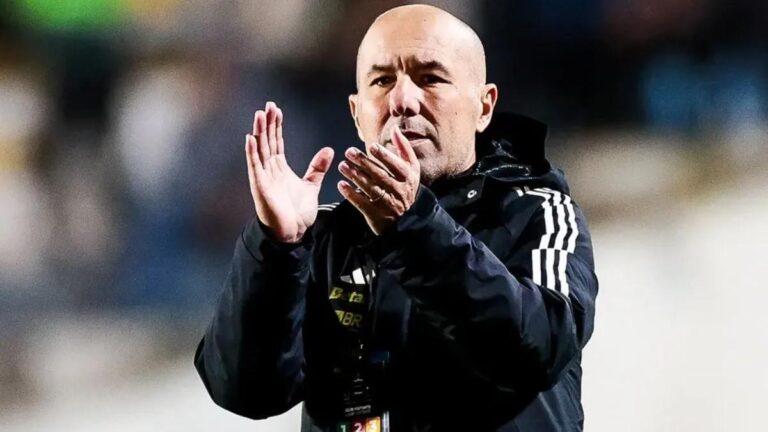 Flamengo trava investida inglesa e mantém conversas por reforços de peso