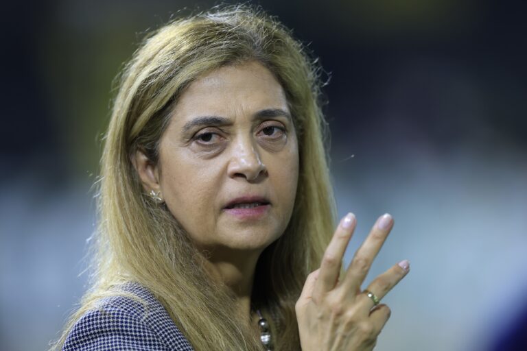 Leila Pereira rebate nota do Flamengo e chama posição de arbitragem de "sem pé nem cabeça"