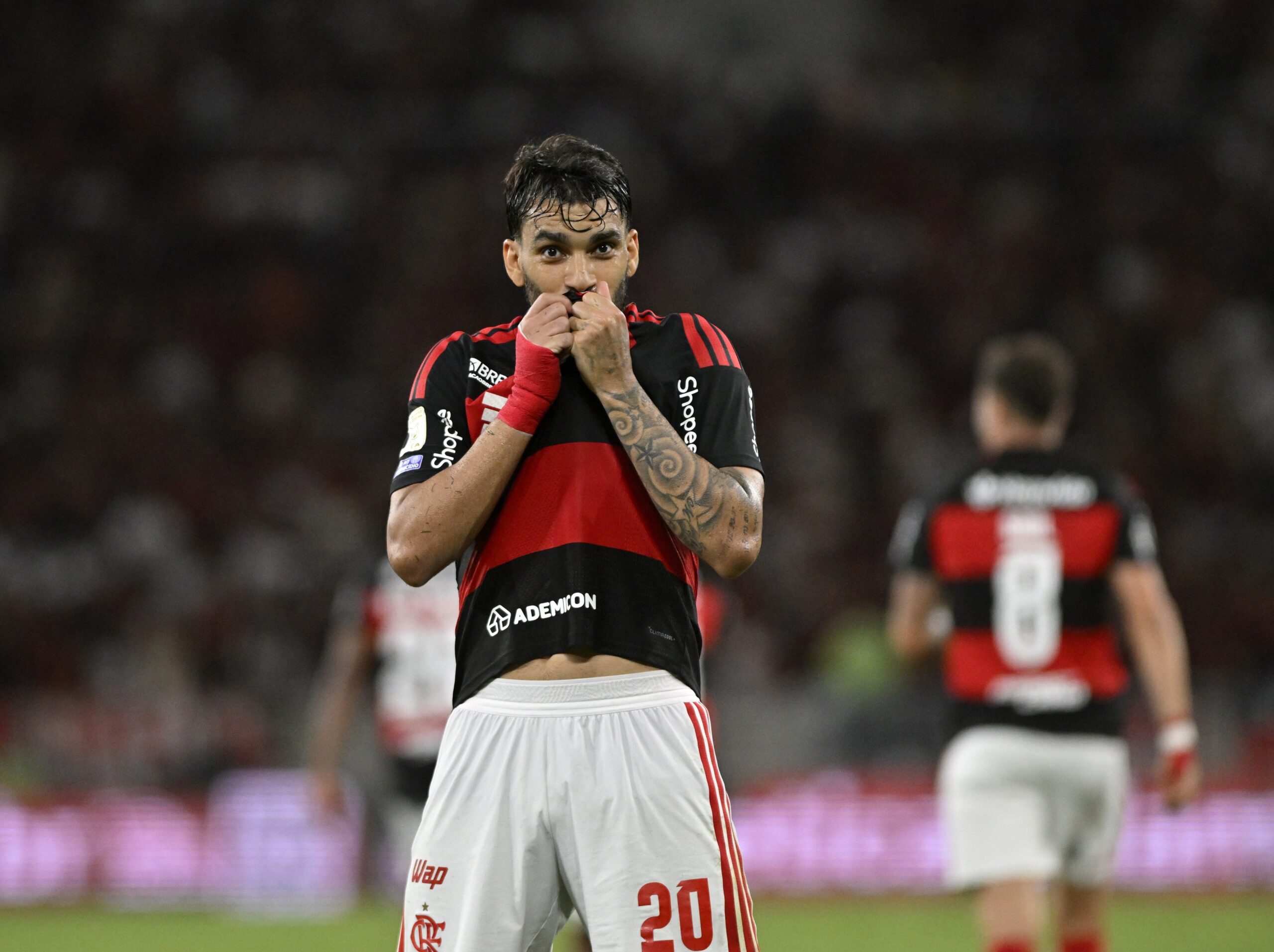 Paquetá pode se tornar a contratação mais cara da história do Flamengo