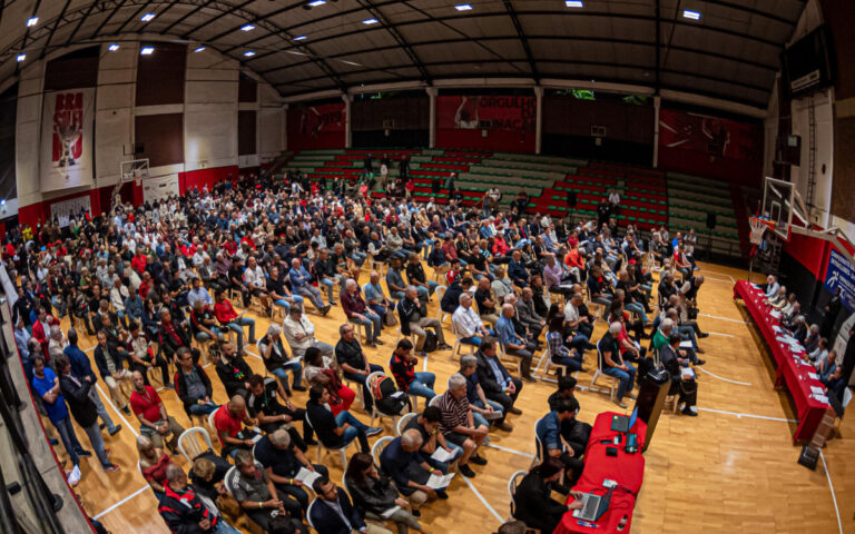 Conselho do Flamengo vota reforma do estatuto com foco em nova estrutura de poder