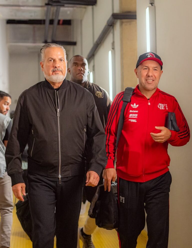 Flamengo muda a rota e aposta em jovens sul-americanos no mercado