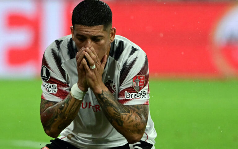 Estudiantes responde ao Flamengo e sustenta que Rojo não teve infração na Libertadores