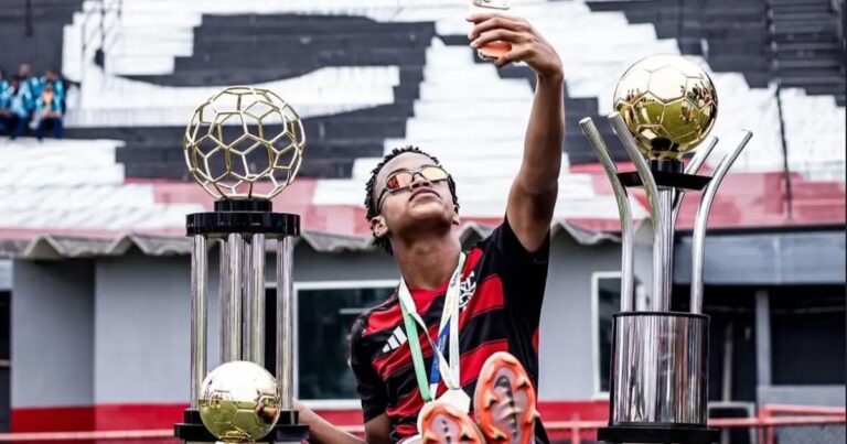 Flamengo estreia na Messi Cup com baixas importantes e grupo pesado pela frente