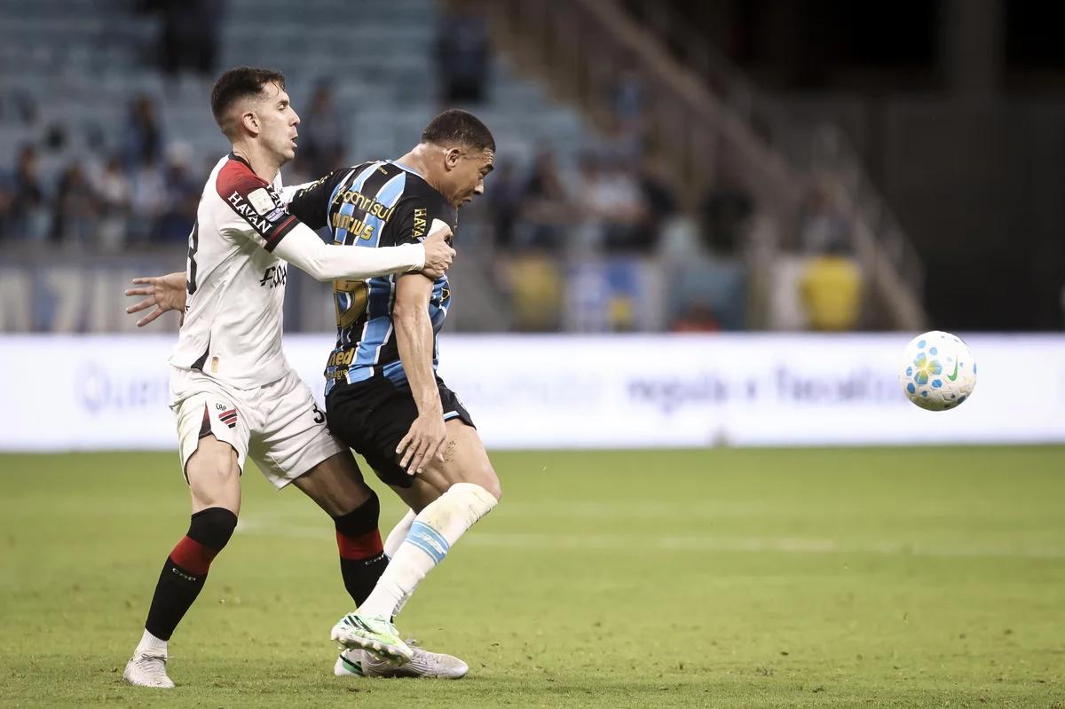 Grêmio perde dois titulares para encarar o Flamengo no Maracanã