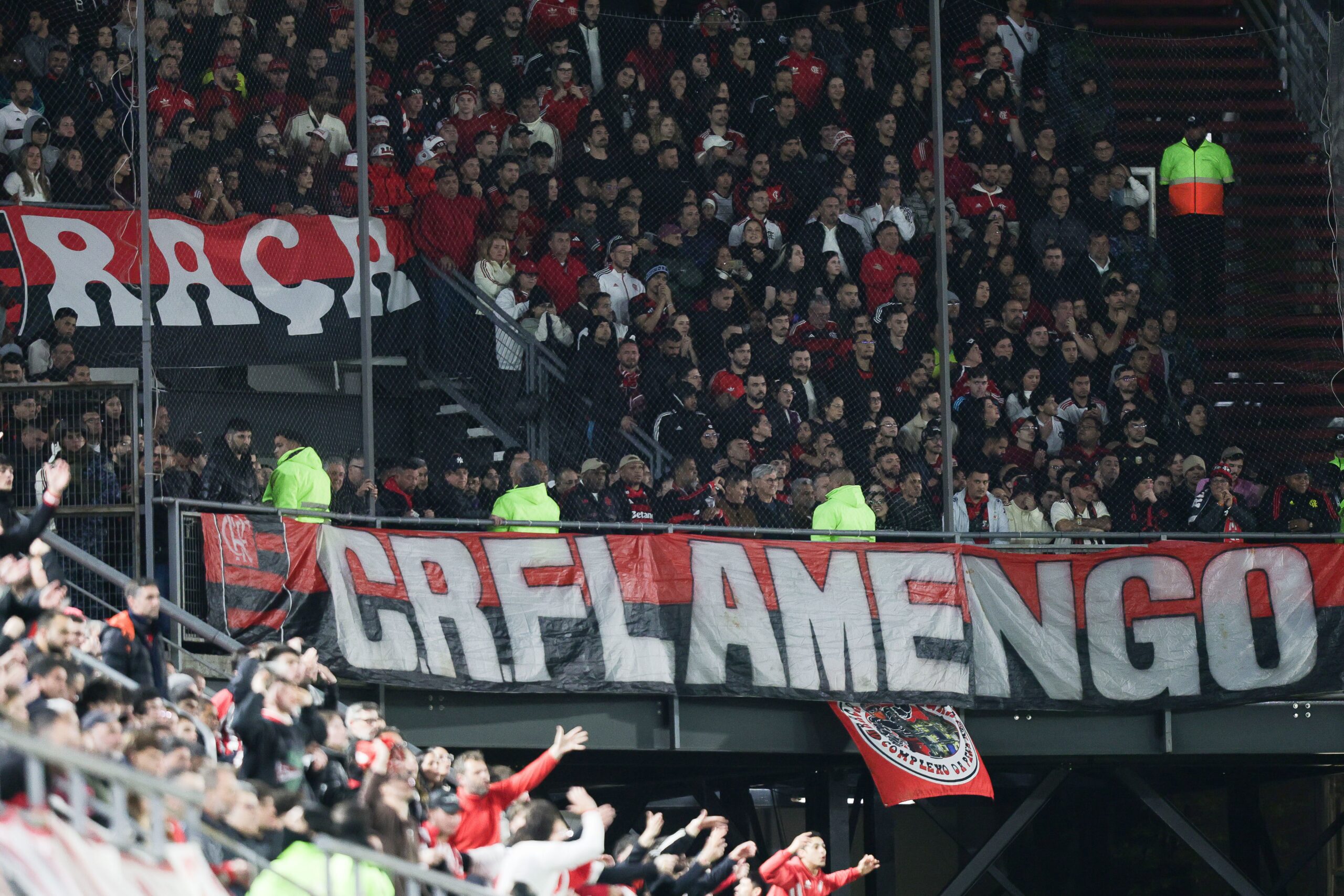 Ingressos de Flamengo x Estudiantes: veja setores, valores e como comprar para o jogo na Argentina